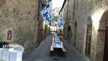 LA TAVOLATA DI VIA MOGLIO